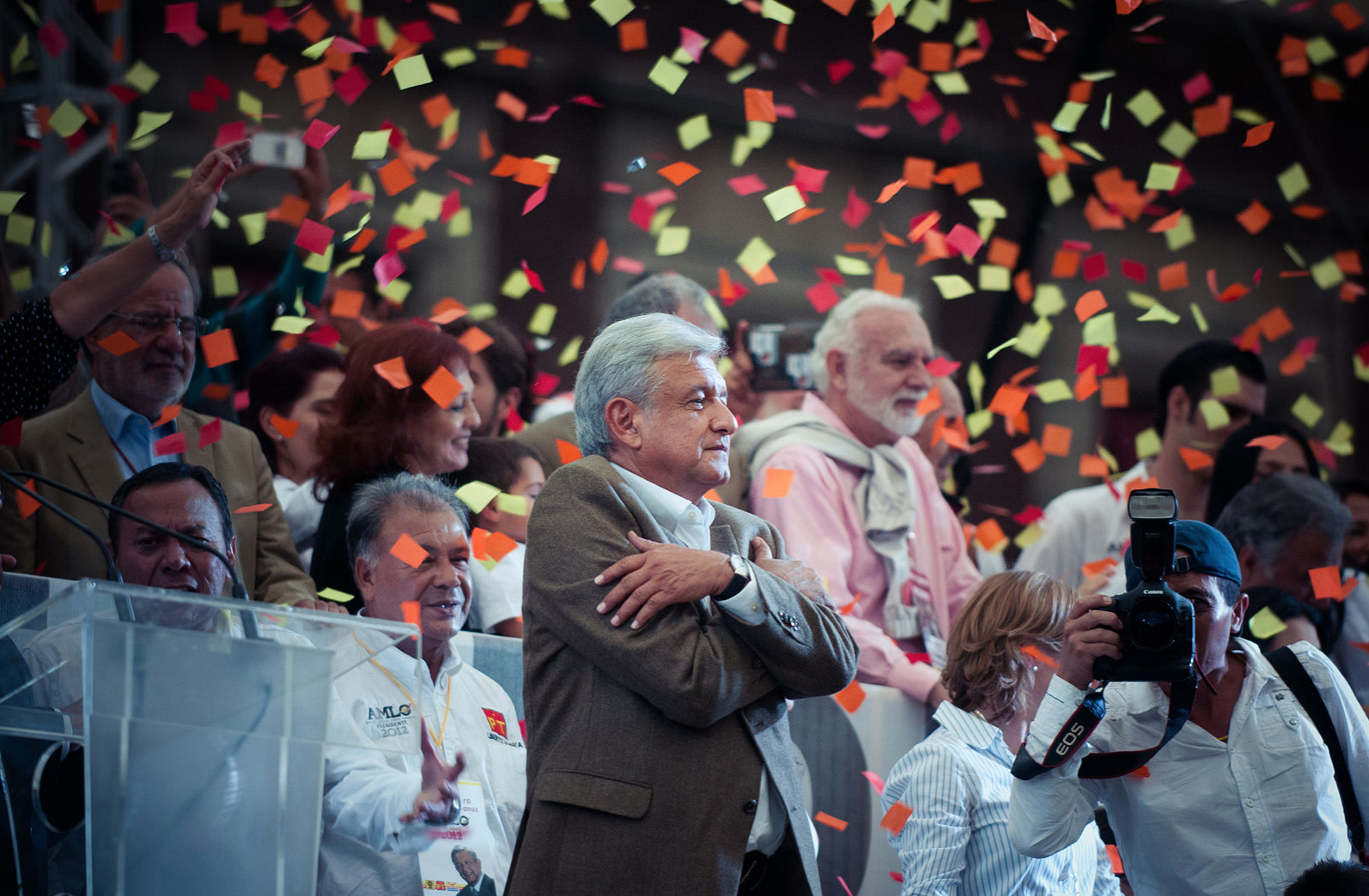 AMLO closing his 2012 campaign for President. Image credit: Wikicommons/ENEAS