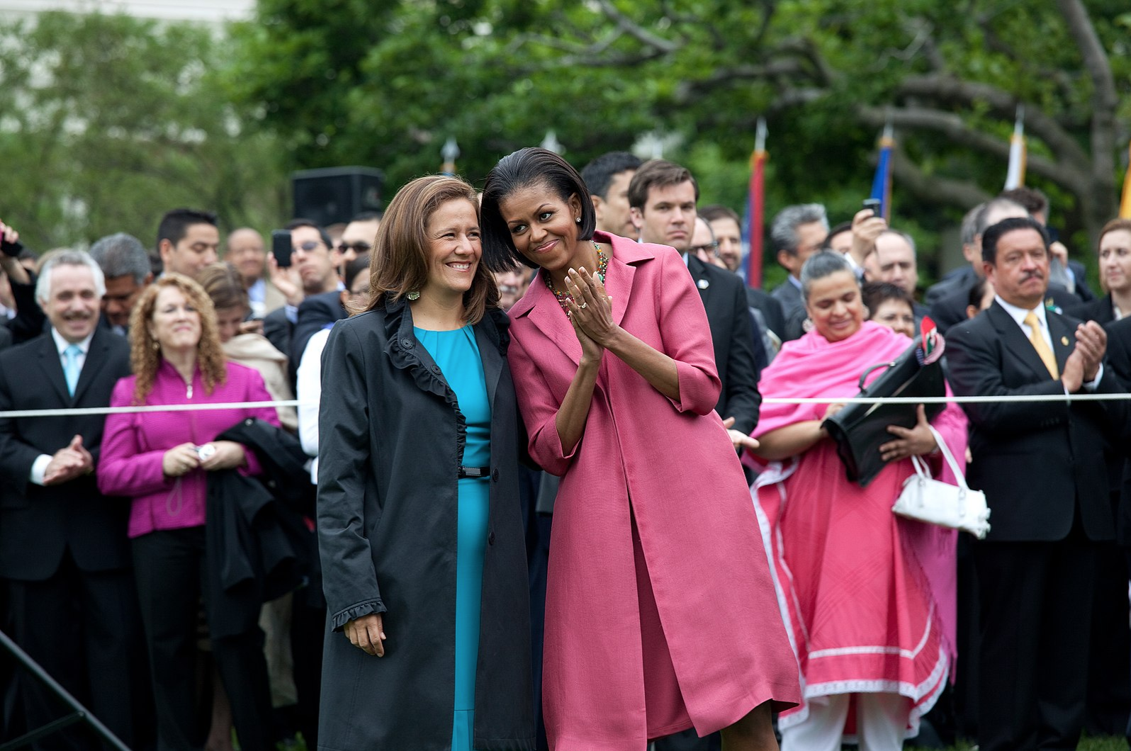 First Lady Michelle Obama and First Lady Margarita Zavala watch the State Arrival ceremony on the South Lawn of the White House, May 19, 2010. Image credit: Wikicommons/Pete Souza
